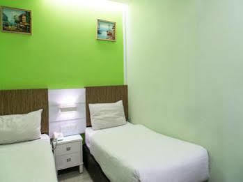 Oyo Rooms Sunway Pyramid Mall Petaling Jaya Esterno foto