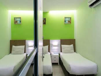 Oyo Rooms Sunway Pyramid Mall Petaling Jaya Esterno foto